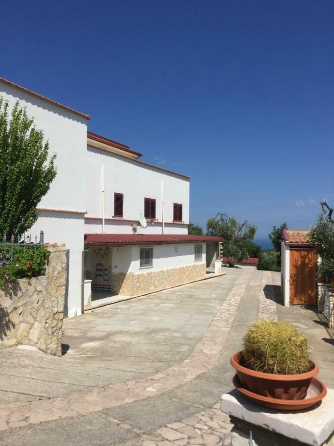 Alloggi Adele Villa Peschici Esterno foto
